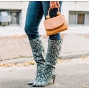 STEVE MADDEN Kinga Snake Print Vegan Leather Knee-High Boots in Gray size 7.5M
